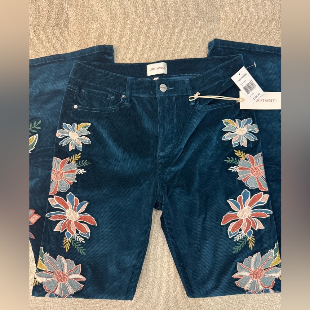 NWT DRIFTWOOD ELECTIC CORDUROY FARRAH JEANS - SIZE 28 - Picture 5 of 8